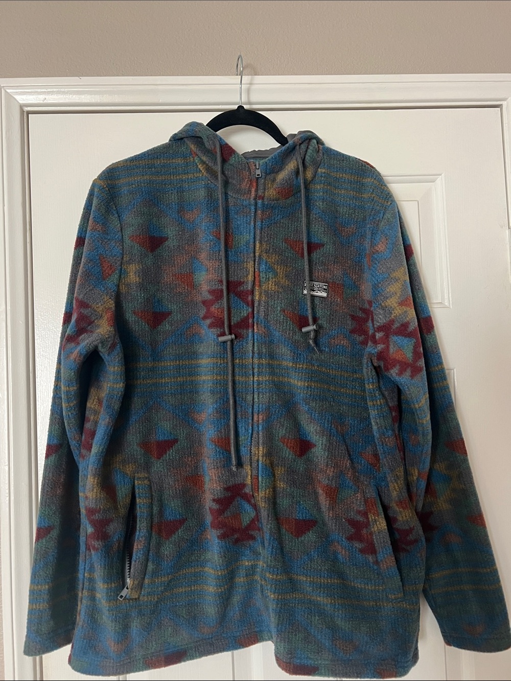 Free Nature Navajo fleece hooded zip up jacket size Medium. Like new. ☀️🏞️